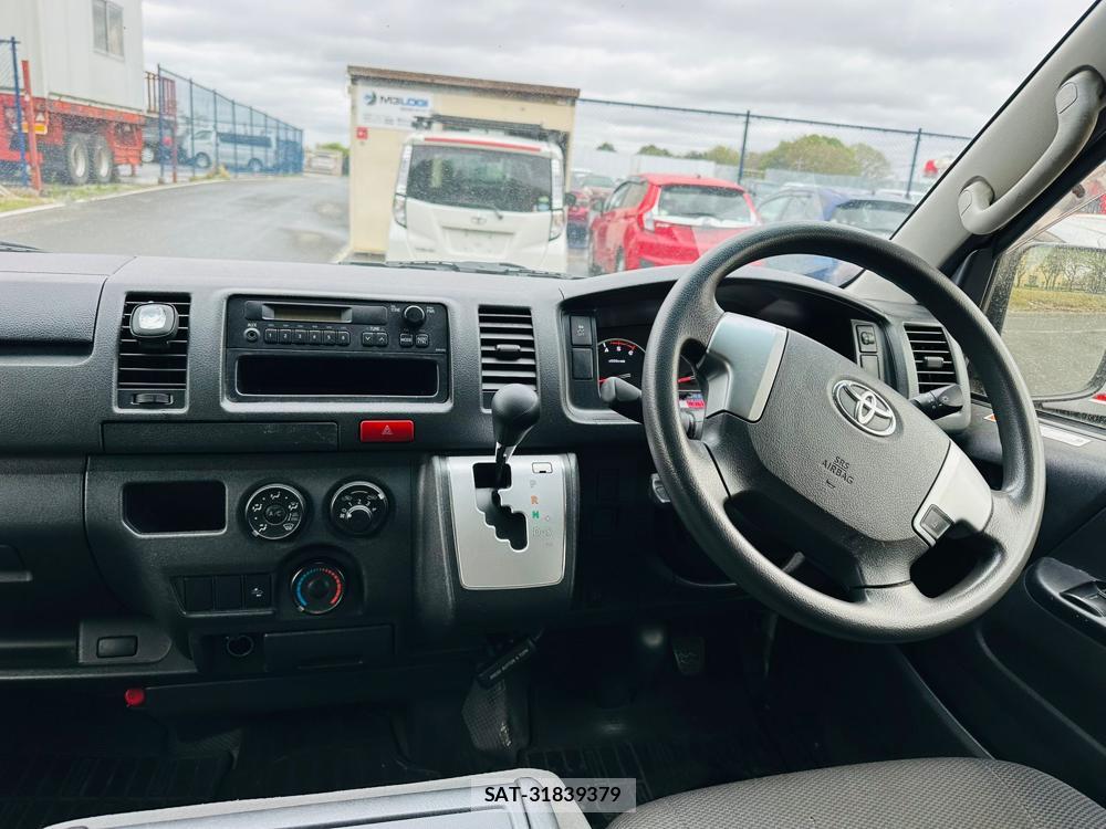 Toyota REGIUSACE VAN 2019 5568752-13