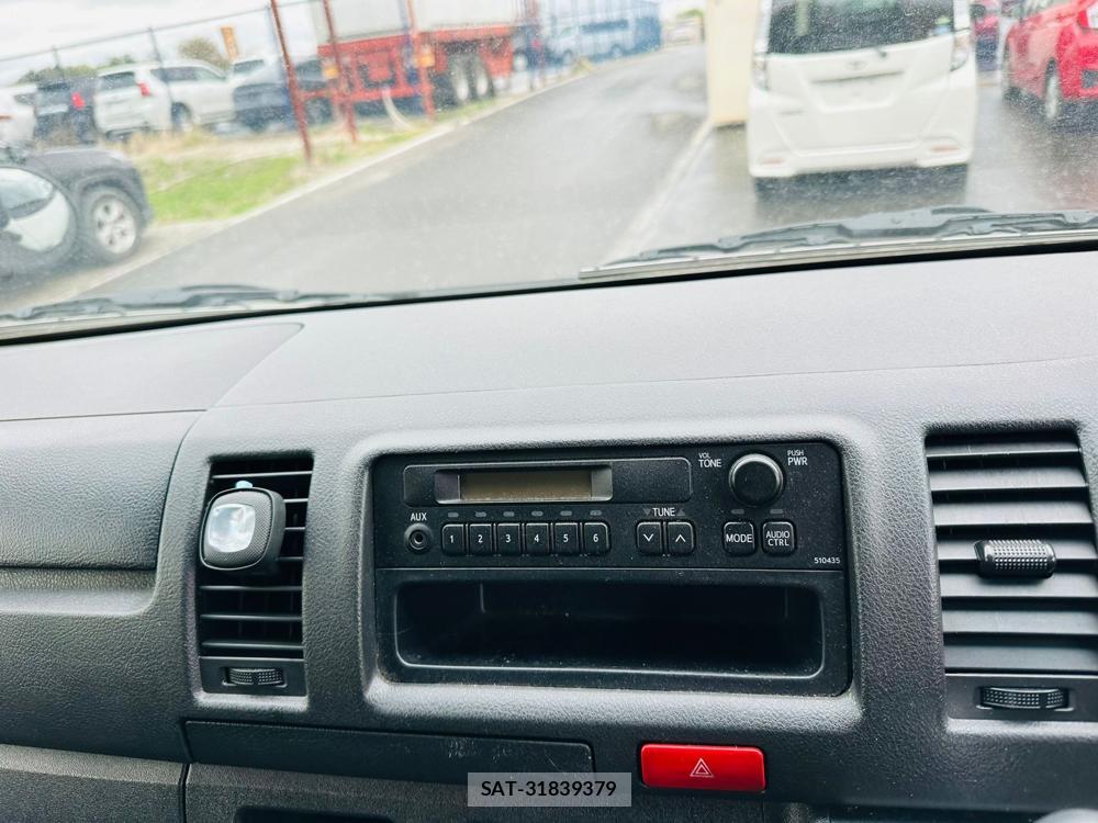 Toyota REGIUSACE VAN 2019 5568752-18