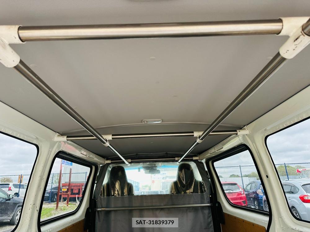 Toyota REGIUSACE VAN 2019 5568752-24