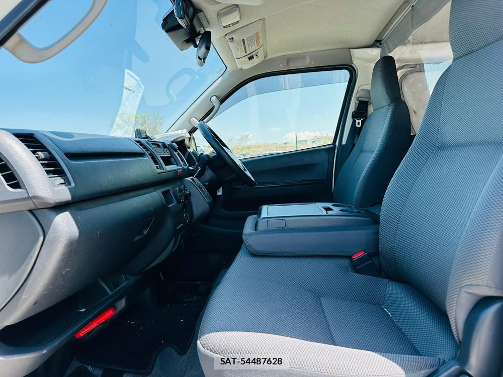 Toyota REGIUSACE VAN 2019 5989658-10