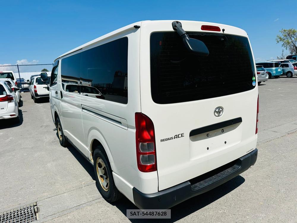 Toyota REGIUSACE VAN 2019 5989658-2
