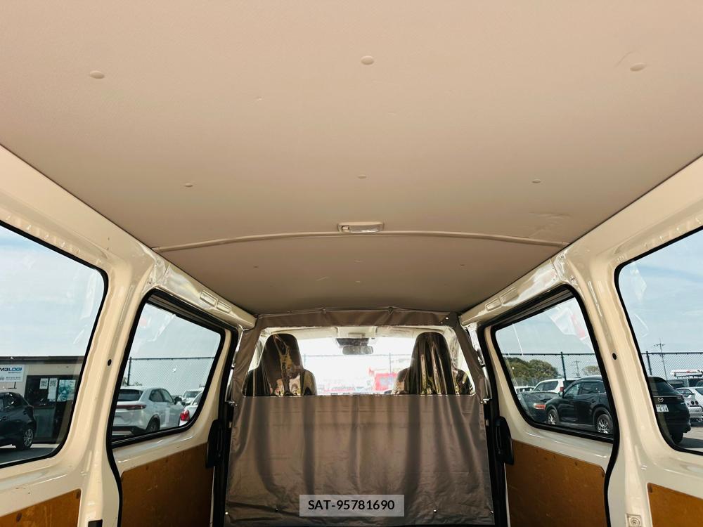 Toyota REGIUSACE VAN 2020 6175576-24