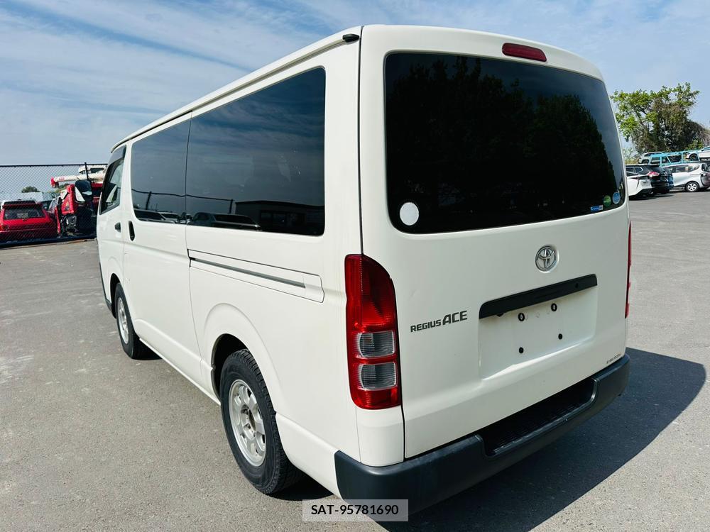Toyota REGIUSACE VAN 2020 6175576-2