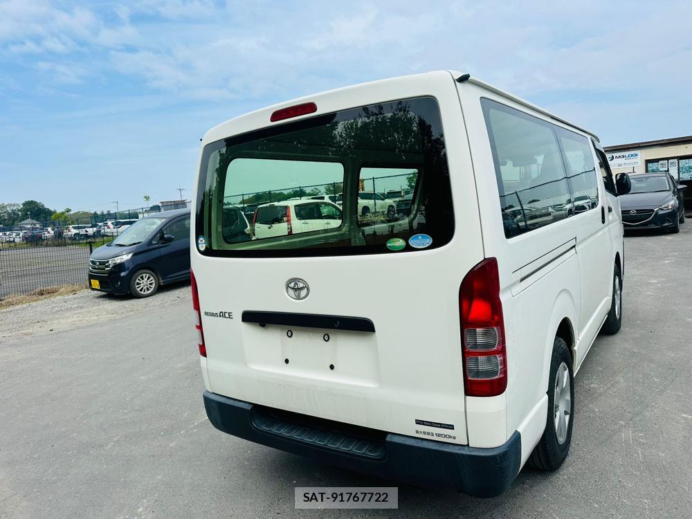 Toyota REGIUSACE VAN 2019 6258175-4