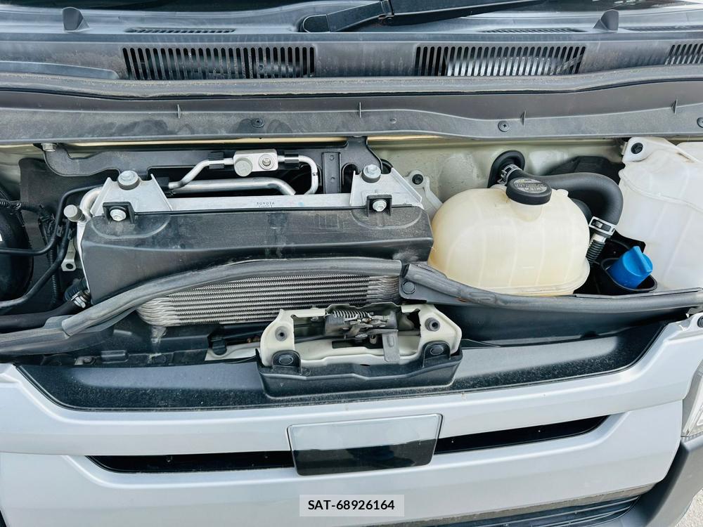 Toyota REGIUSACE VAN 2020 5989657-36