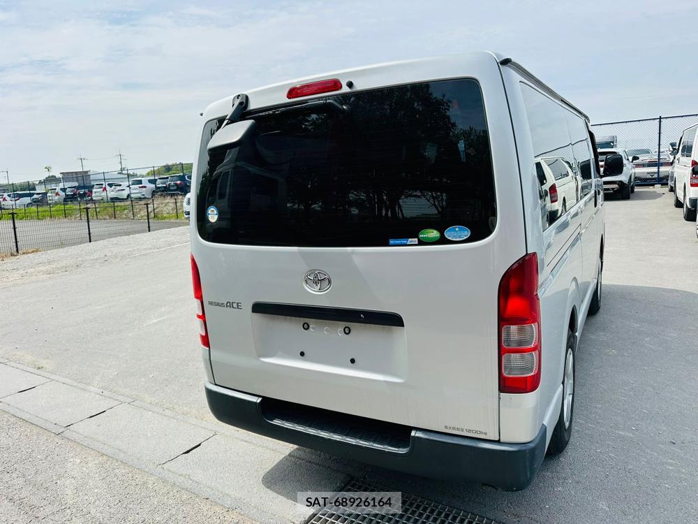 Toyota REGIUSACE VAN 2020 5989657-4
