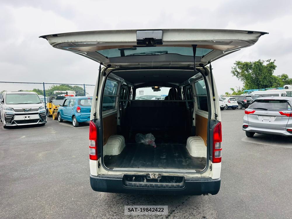Toyota REGIUSACE VAN 2020 6804481-26