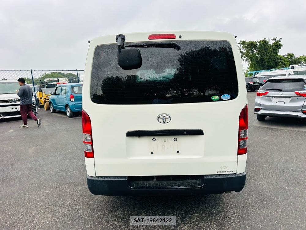 Toyota REGIUSACE VAN 2020 6804481-3