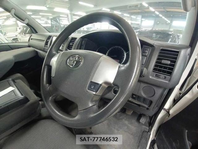 Toyota REGIUSACE VAN 2019 7193917-9