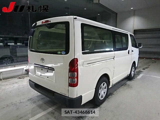 Toyota  2019 7266923-1