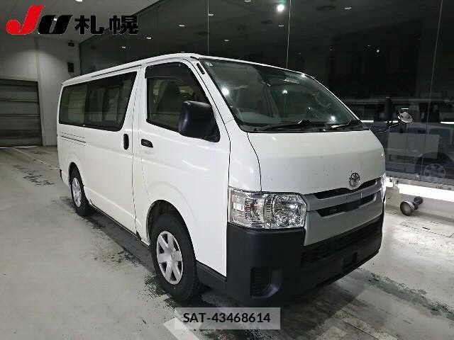 Toyota  2019 7266923-2