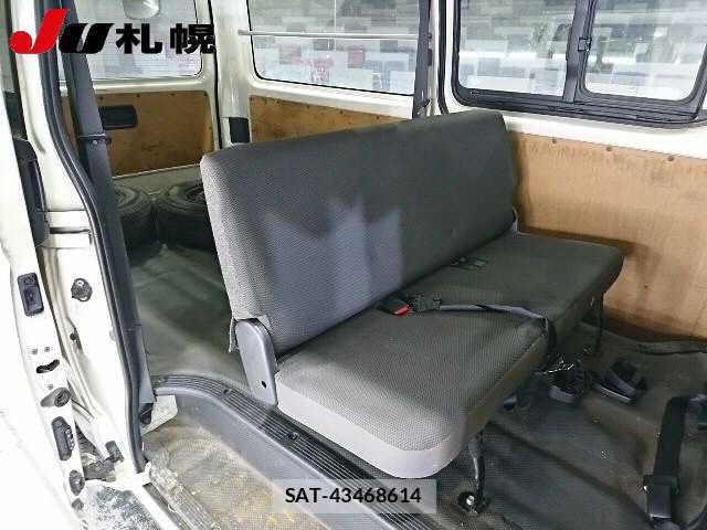 Toyota  2019 7266923-7