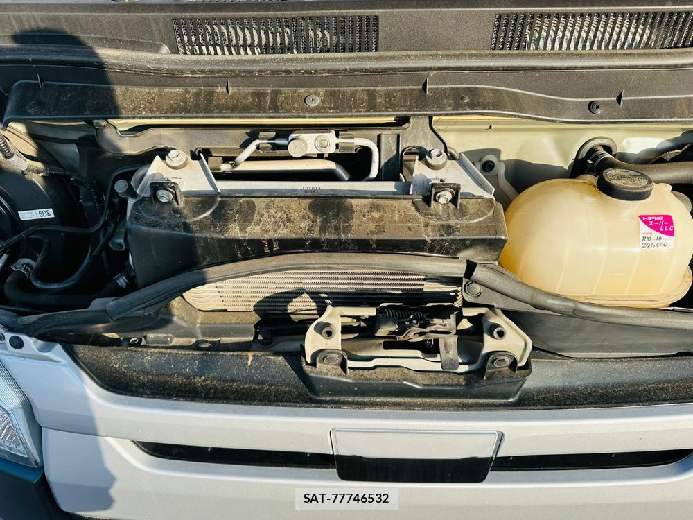 Toyota REGIUSACE VAN 2019 7193917-38