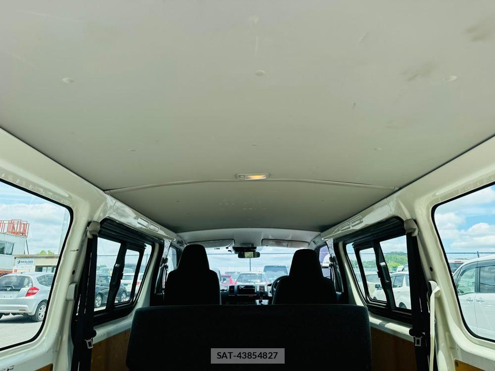 Toyota REGIUSACE VAN 2020 7072728-24
