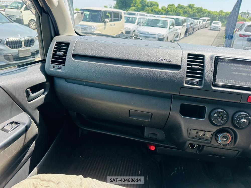 Toyota REGIUSACE VAN 2019 7266923-17