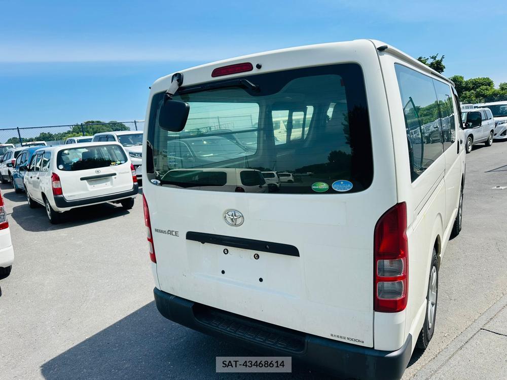 Toyota REGIUSACE VAN 2019 7266923-4