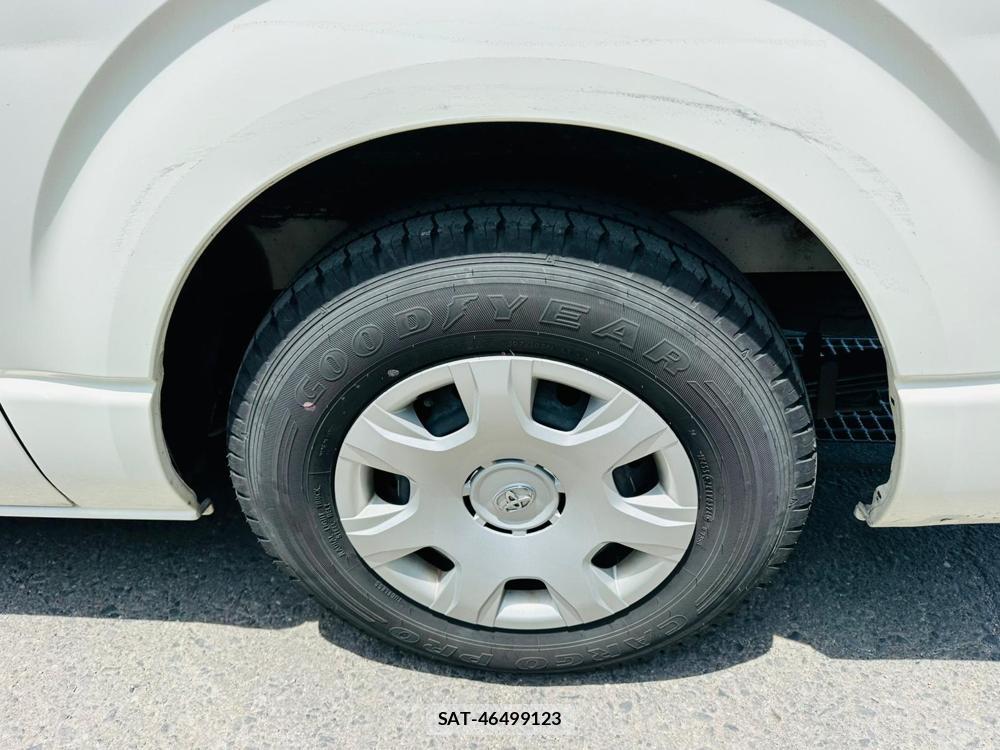 Toyota REGIUSACE VAN 2019-05 7369172-30