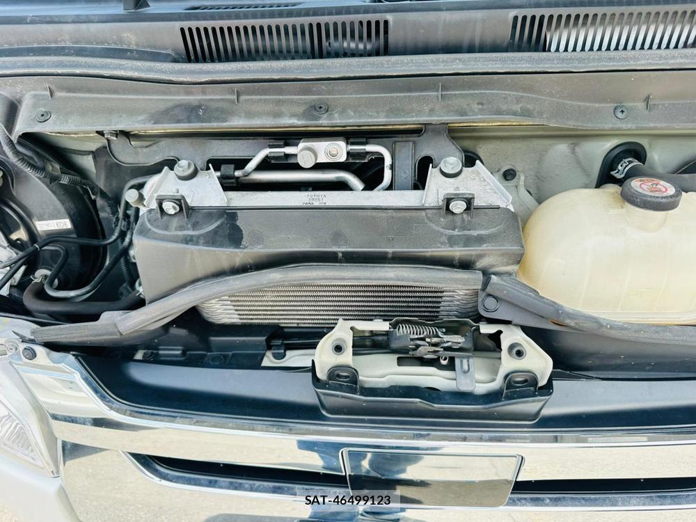 Toyota REGIUSACE VAN 2019-05 7369172-35