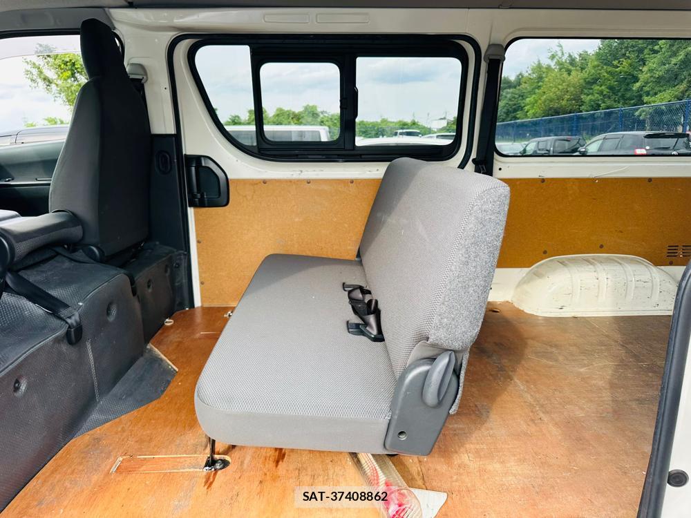 Toyota REGIUSACE VAN 2019 7242606-9