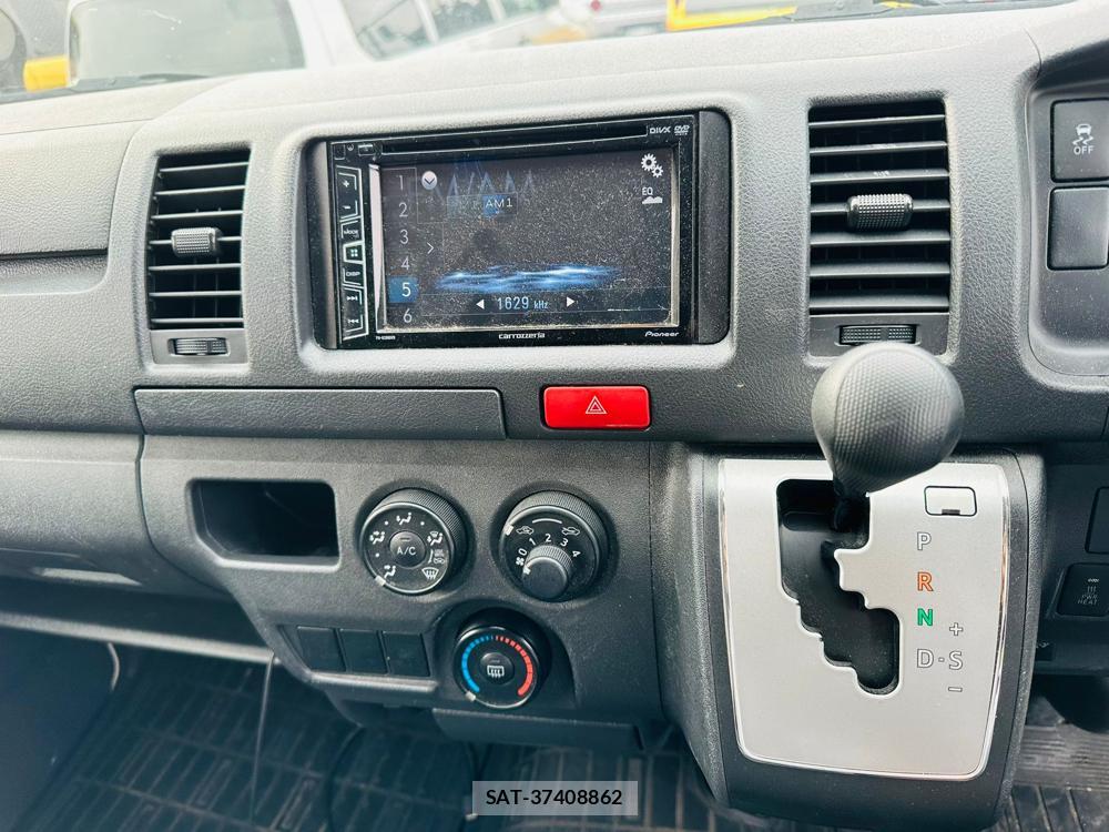 Toyota REGIUSACE VAN 2019 7242606-19