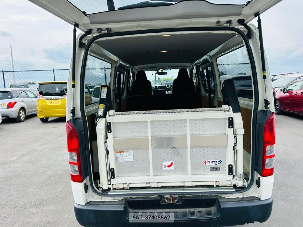 Toyota REGIUSACE VAN 2019 7242606-25
