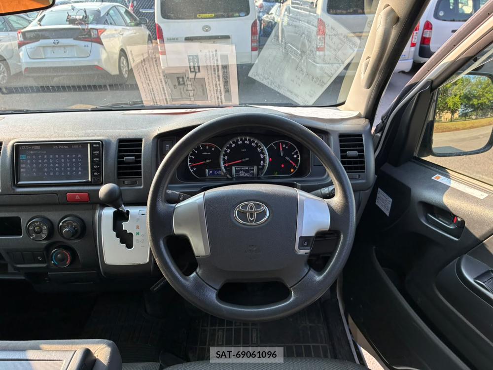 Toyota REGIUSACE VAN 2019-06 7351407-12