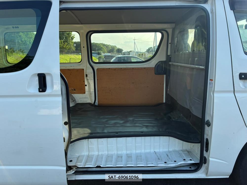 Toyota REGIUSACE VAN 2019-06 7351407-8