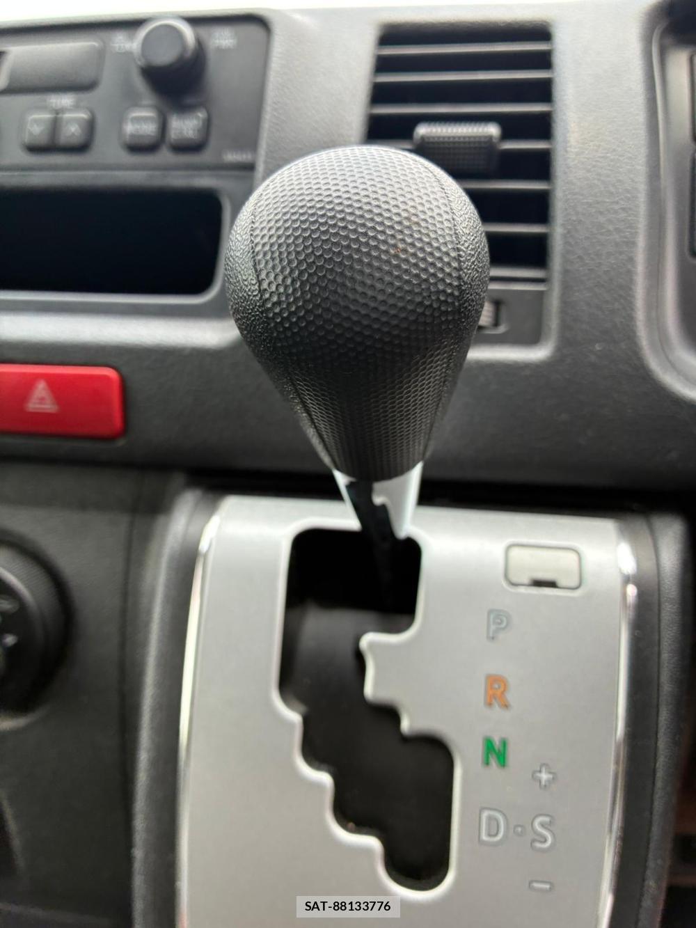 Toyota REGIUSACE VAN 2019 7171851-18
