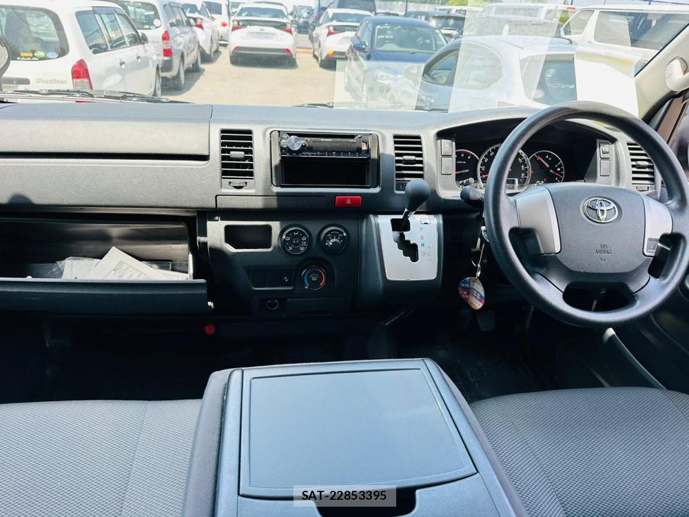 Toyota REGIUS VAN 2019-05 7534184-12