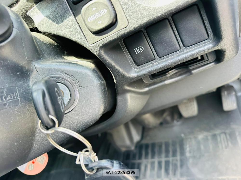Toyota REGIUS VAN 2019-05 7534184-16