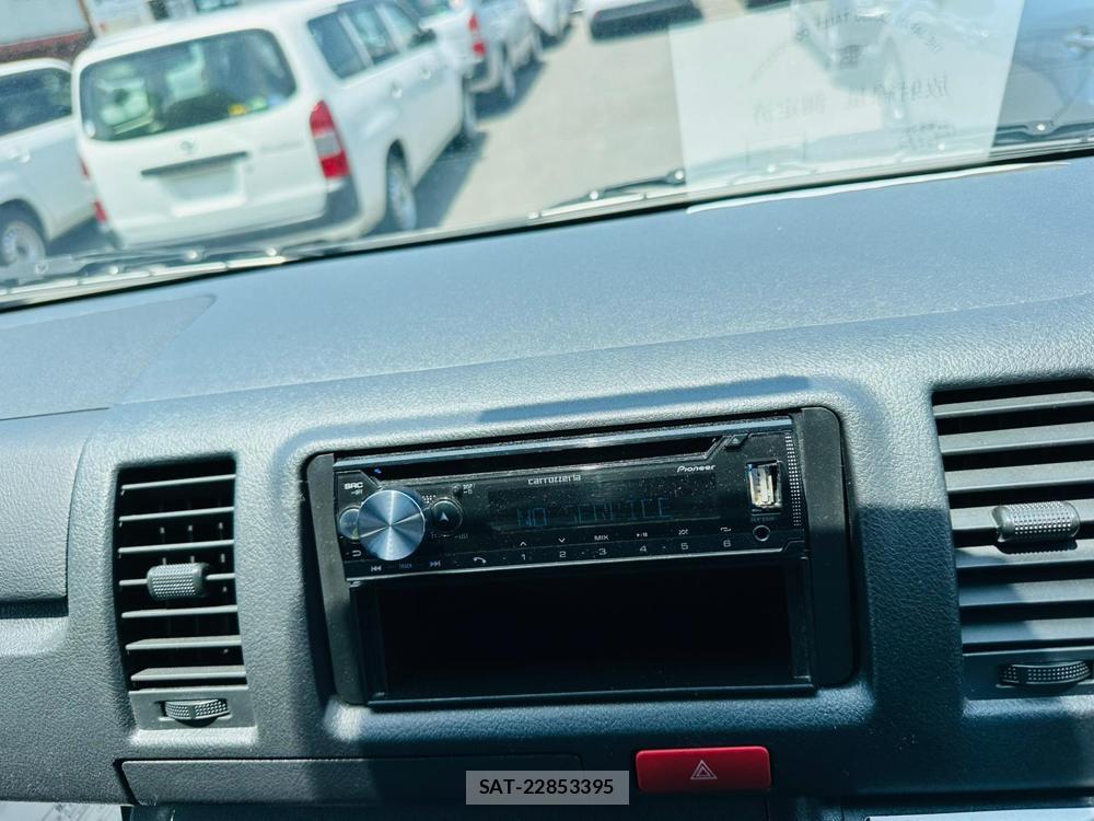 Toyota REGIUS VAN 2019-05 7534184-18