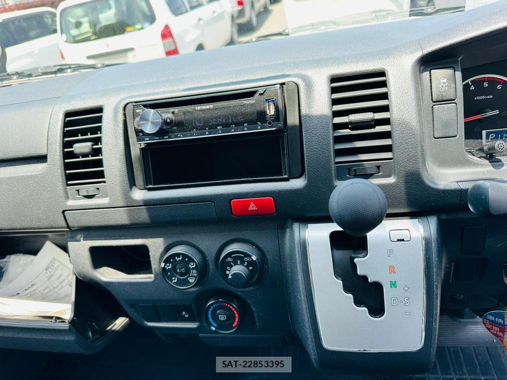 Toyota REGIUS VAN 2019-05 7534184-19