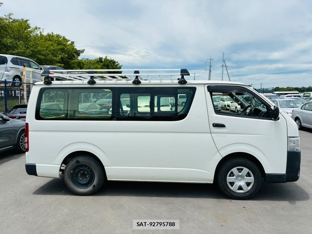 Toyota REGIUSACE VAN 2019-05 7369173-5