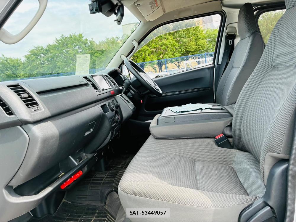 Toyota REGIUSACE VAN 2020-02 7683585-10