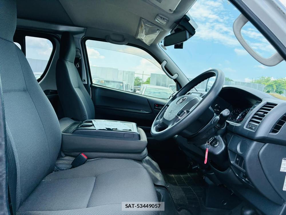 Toyota REGIUSACE VAN 2020-02 7683585-11