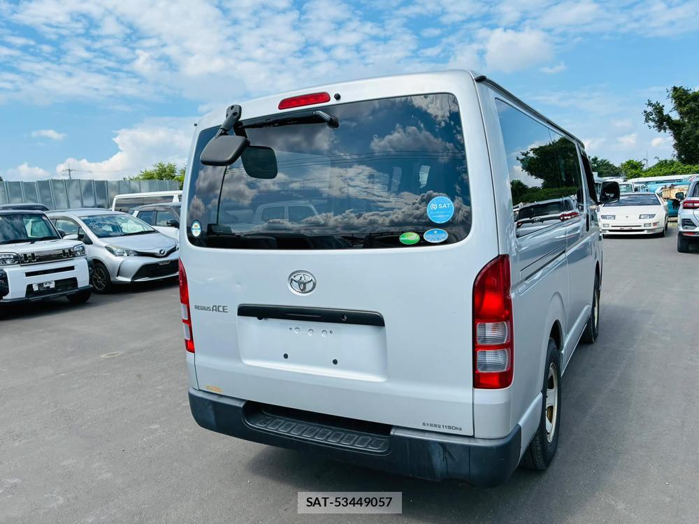 Toyota REGIUSACE VAN 2020-02 7683585-4