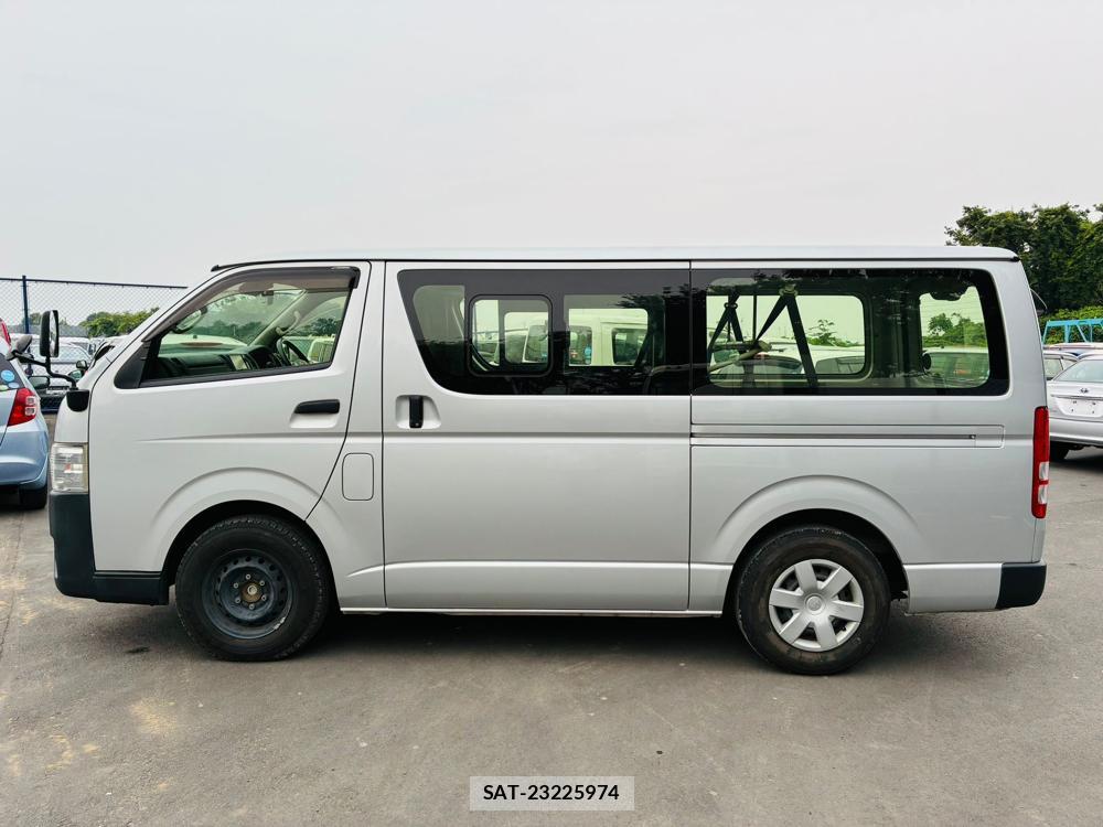 Toyota REGIUSACE VAN 2019-08 7687988-1