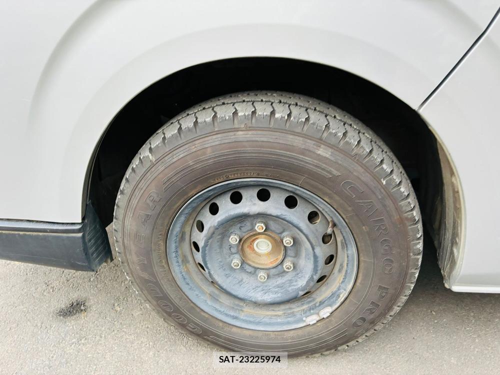 Toyota REGIUSACE VAN 2019-08 7687988-28