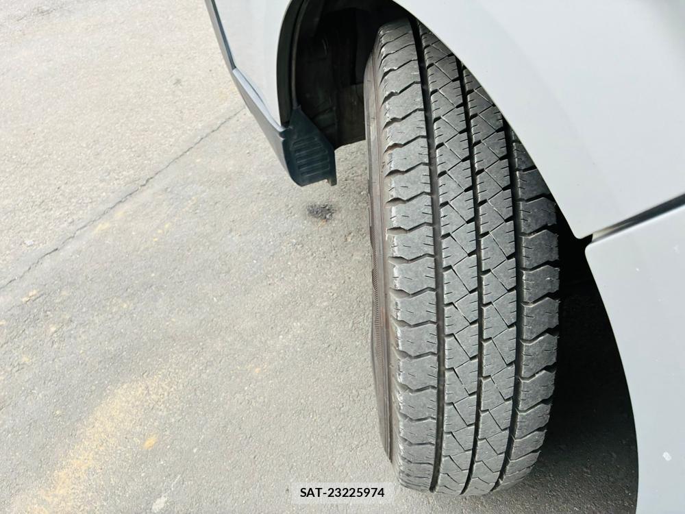 Toyota REGIUSACE VAN 2019-08 7687988-30