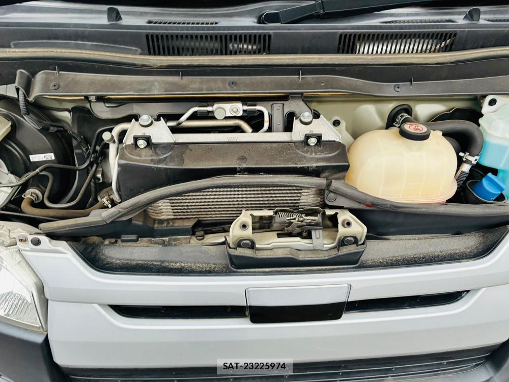 Toyota REGIUSACE VAN 2019-08 7687988-37