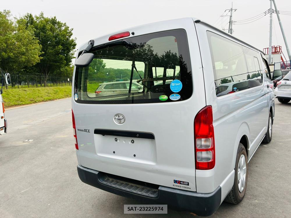Toyota REGIUSACE VAN 2019-08 7687988-4