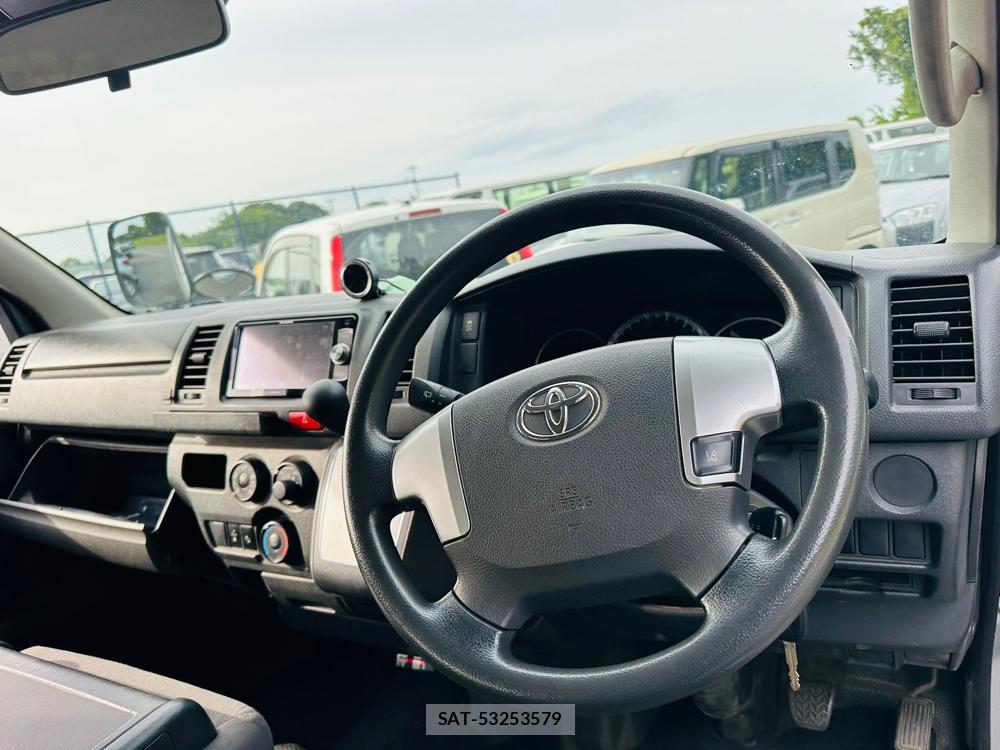 Toyota REGIUSACE VAN 2020-04 7736829-13