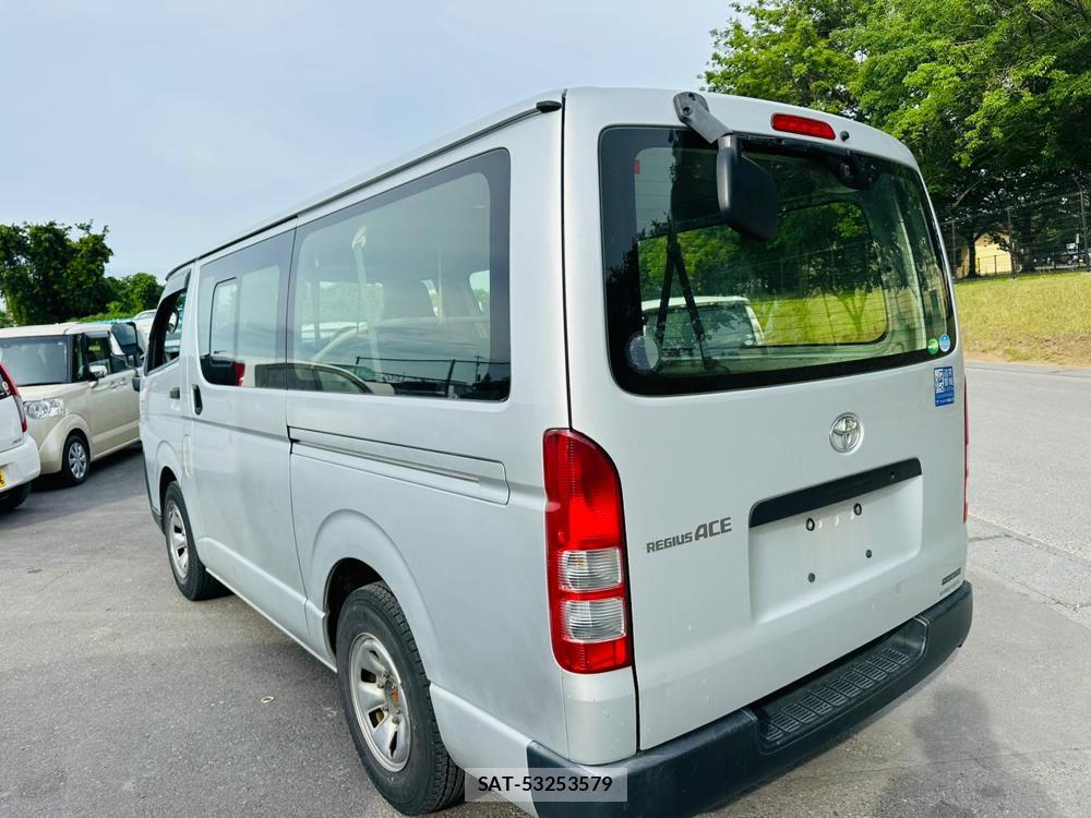 Toyota REGIUSACE VAN 2020-04 7736829-2