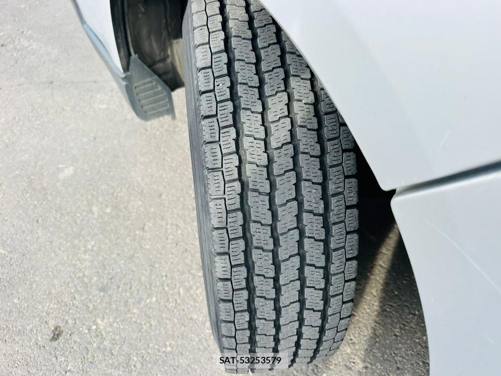 Toyota REGIUSACE VAN 2020-04 7736829-30
