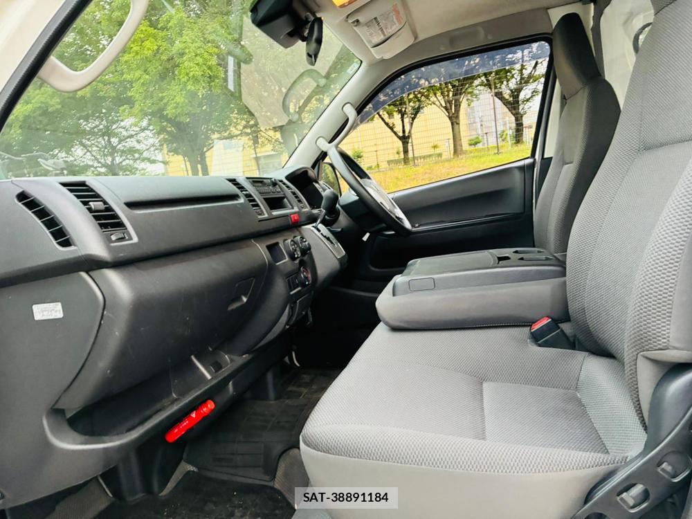 Toyota REGIUSACE VAN 2020 7171838-9