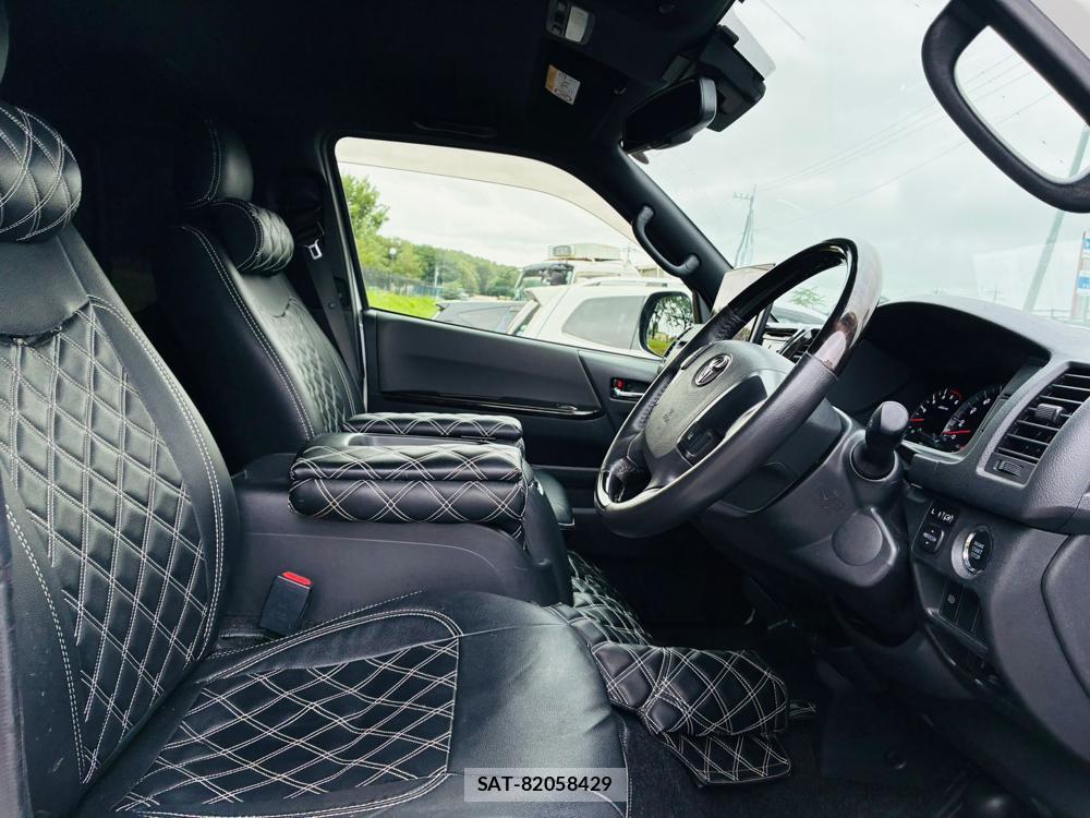 Toyota REGIUSACE VAN 2019-09 7605448-11
