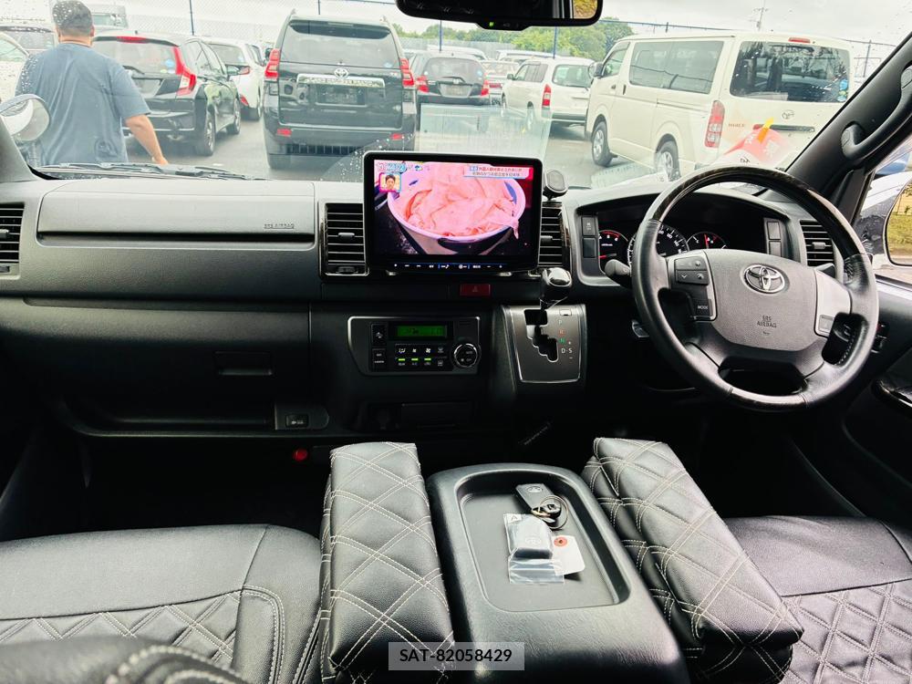 Toyota REGIUSACE VAN 2019-09 7605448-12