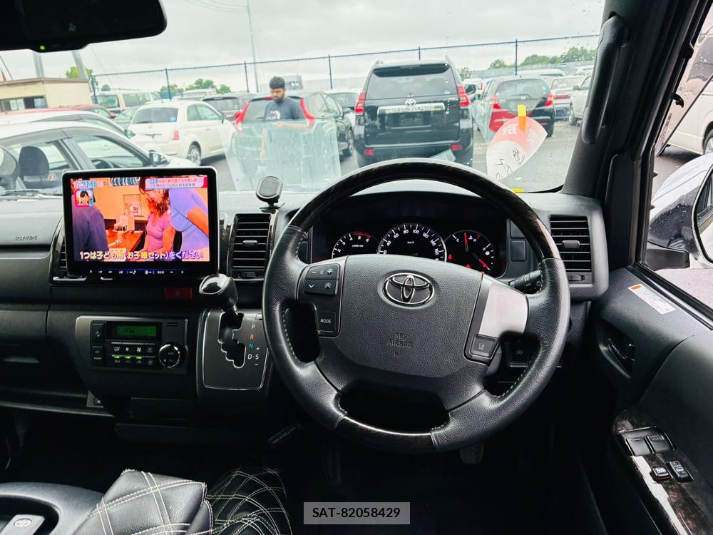 Toyota REGIUSACE VAN 2019-09 7605448-14