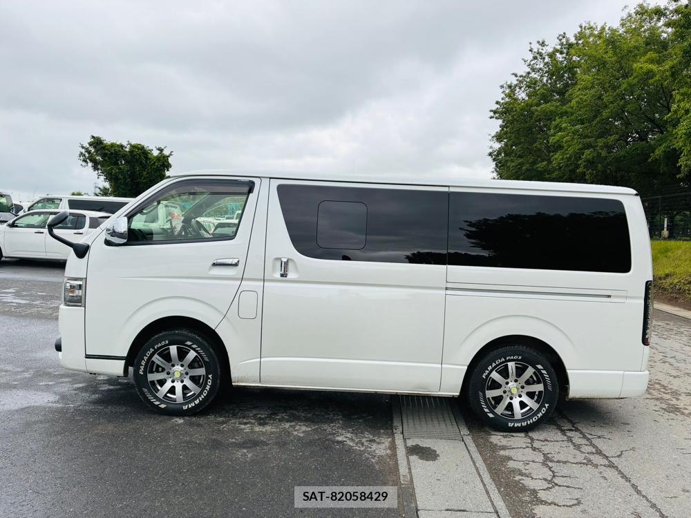 Toyota REGIUSACE VAN 2019-09 7605448-1