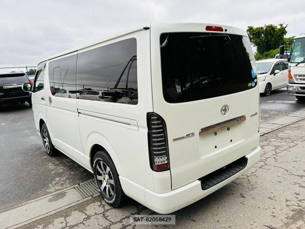 Toyota REGIUSACE VAN 2019-09 7605448-2